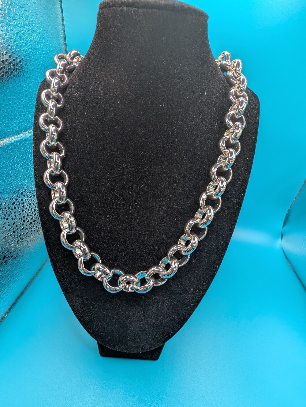 Silver Chain Link Necklace - Women Jewelry